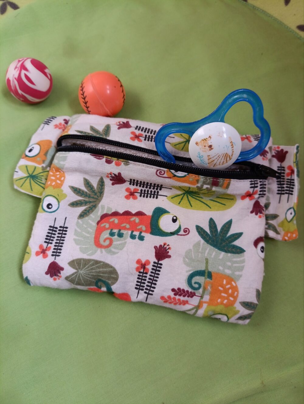 Pochette fermeture éclair - caméléons