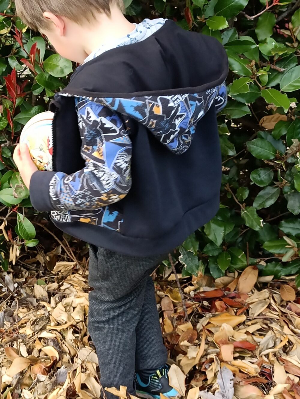 sweat zippé enfant porté