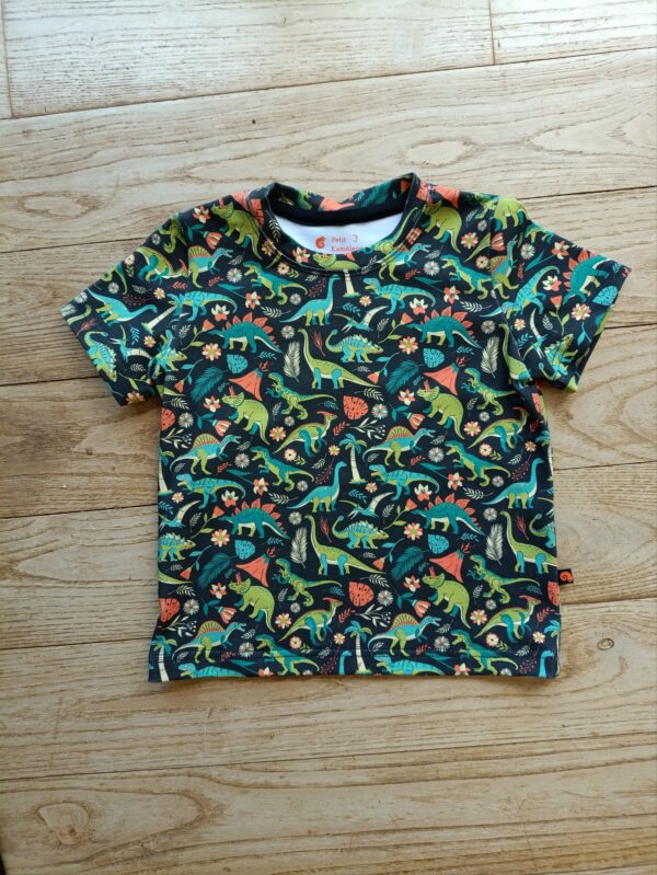 Ensemble tee-shirt et short "Dinosaures" – Image 2