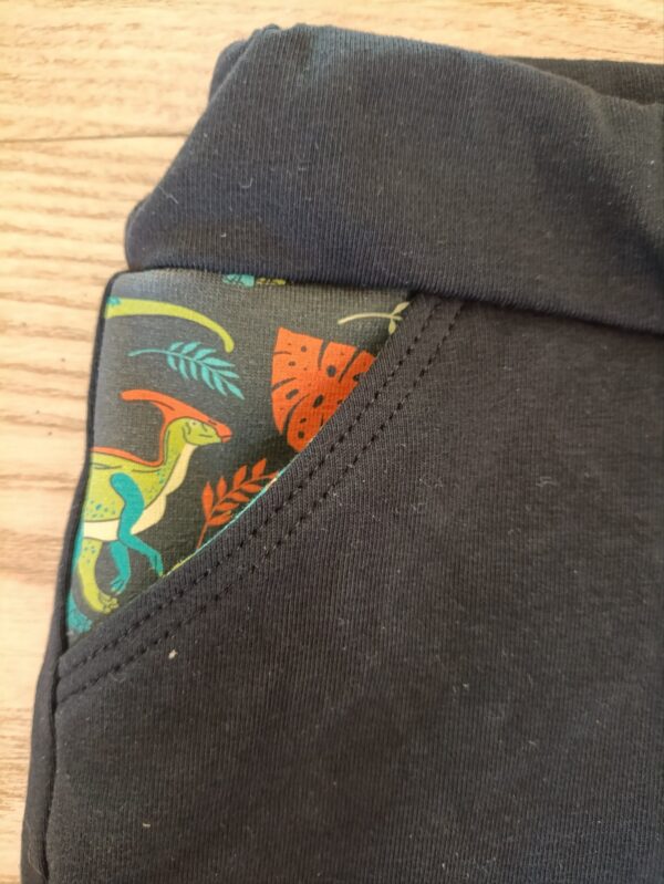 Ensemble tee-shirt et short "Dinosaures" – Image 4