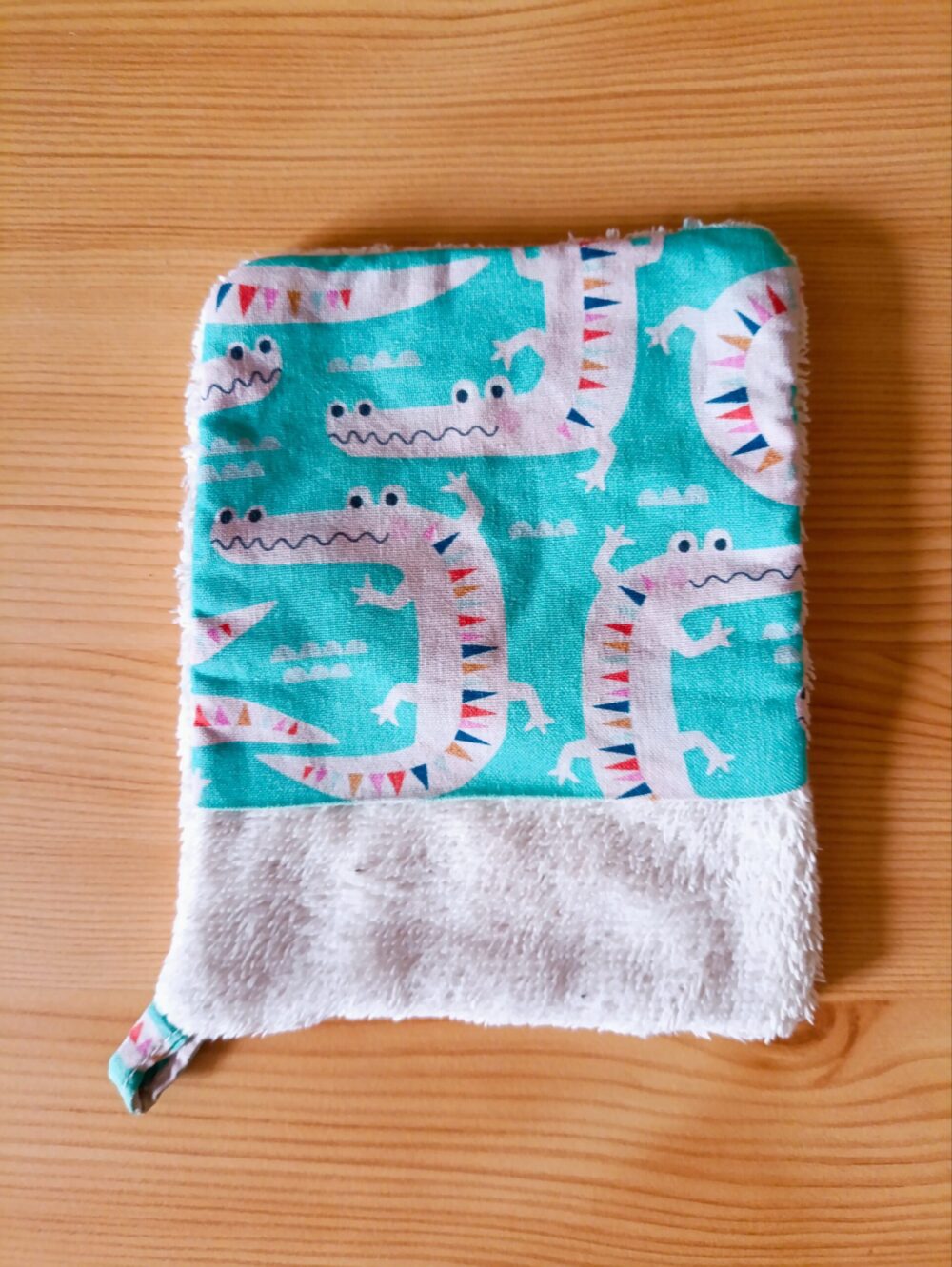 gant débarbouillette crocodiles