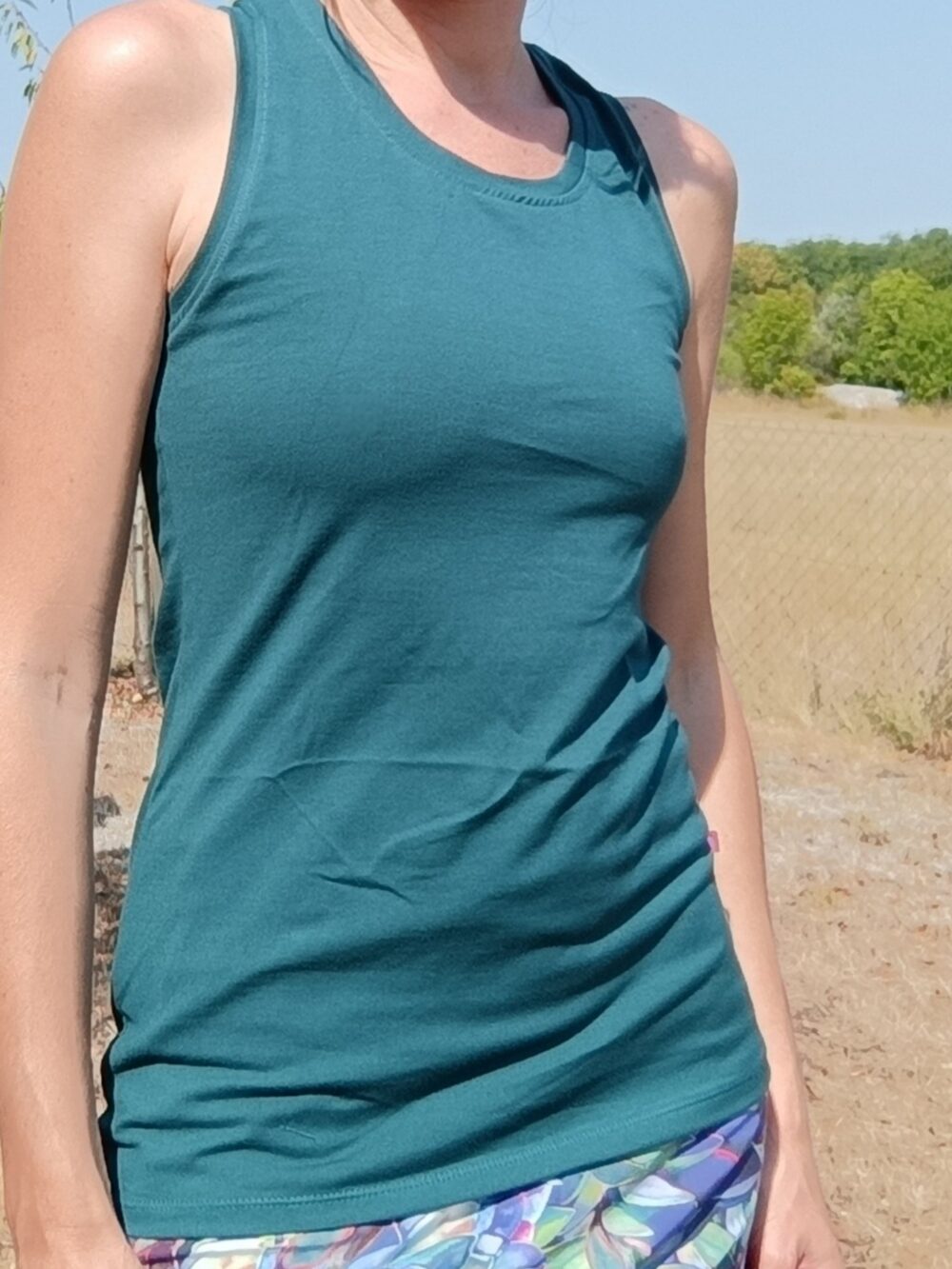 Photo débardeur dos nageur couleur pétrole portée de face