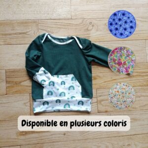 sweat évolutif bébé avec plusieurs coloris (arc en ciel, fleurs violettes, fleurs claires et tourbillons)
