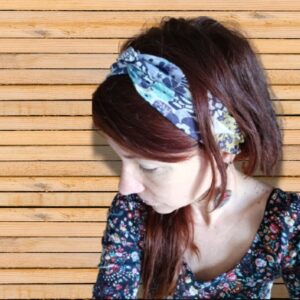 photo du bandeau effet noeud fleuri bleu
