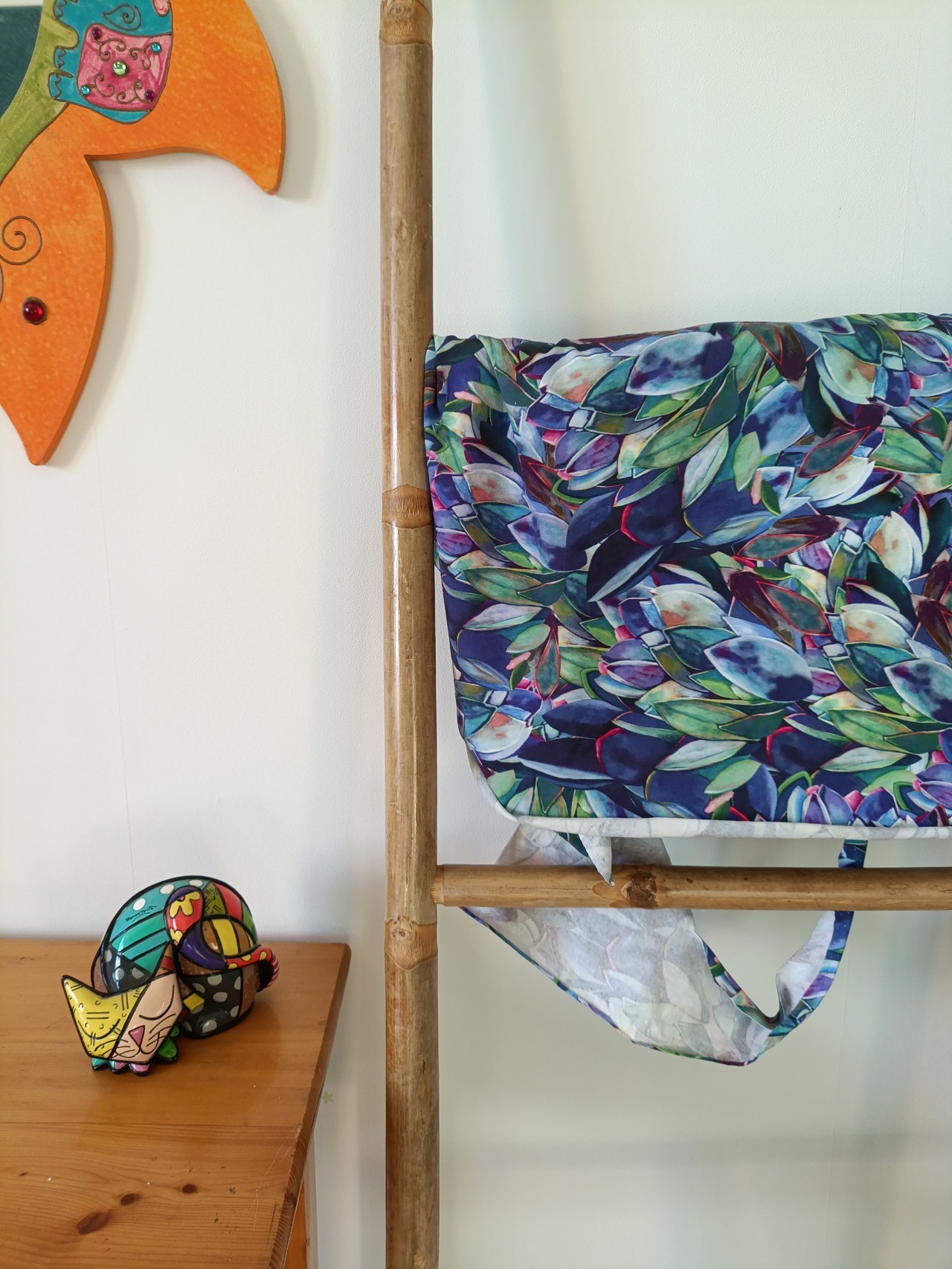 tissu jersey de coton pétales bleutés