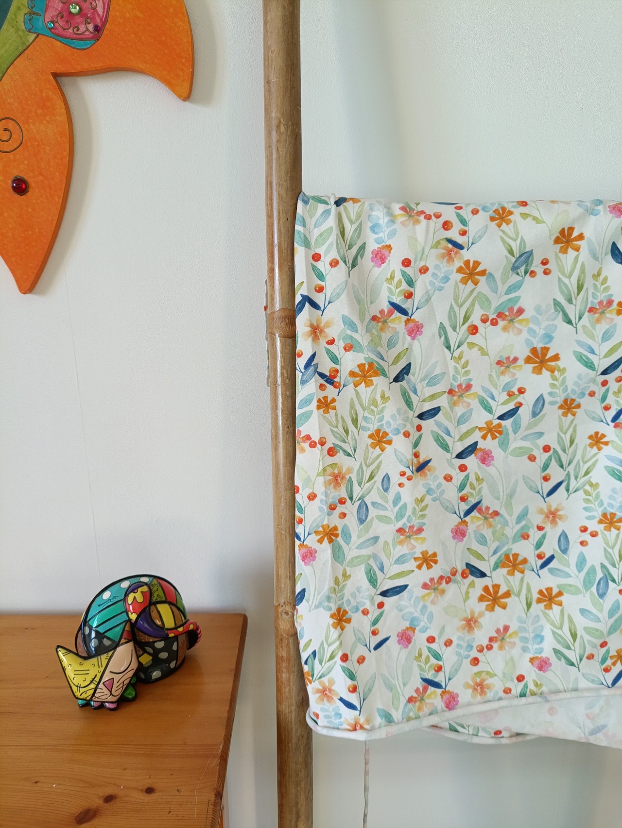 tissu jersey de coton petites fleurs fond beige