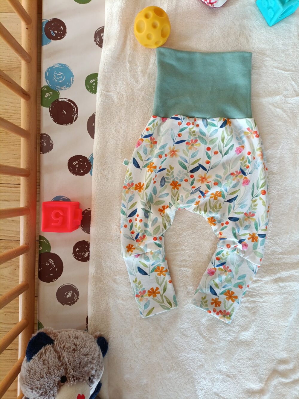 sarouel bébé évolutif fleurs claires