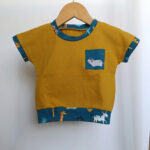 tee-shirt évolutif bébé - motif animaux - suspendu à un cintre